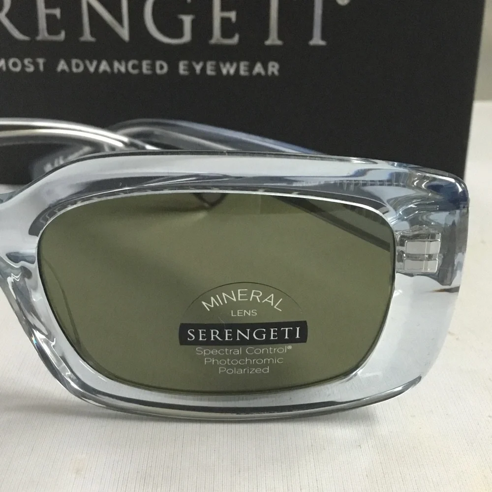 Serengeti Nicholson Polarized Photochromic Unisex.